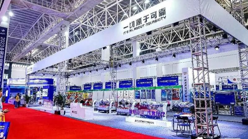 成都车灯升级，实体店安装到底花多少钱算合理